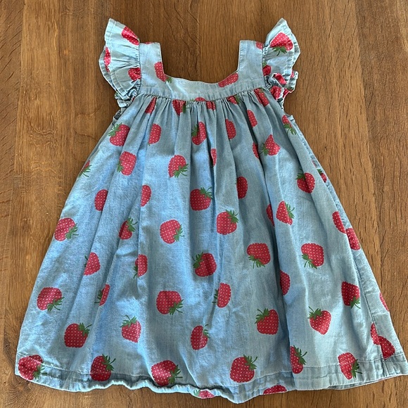 Tucker + Tate Strawberry Dress size 2 - Picture 1 of 3